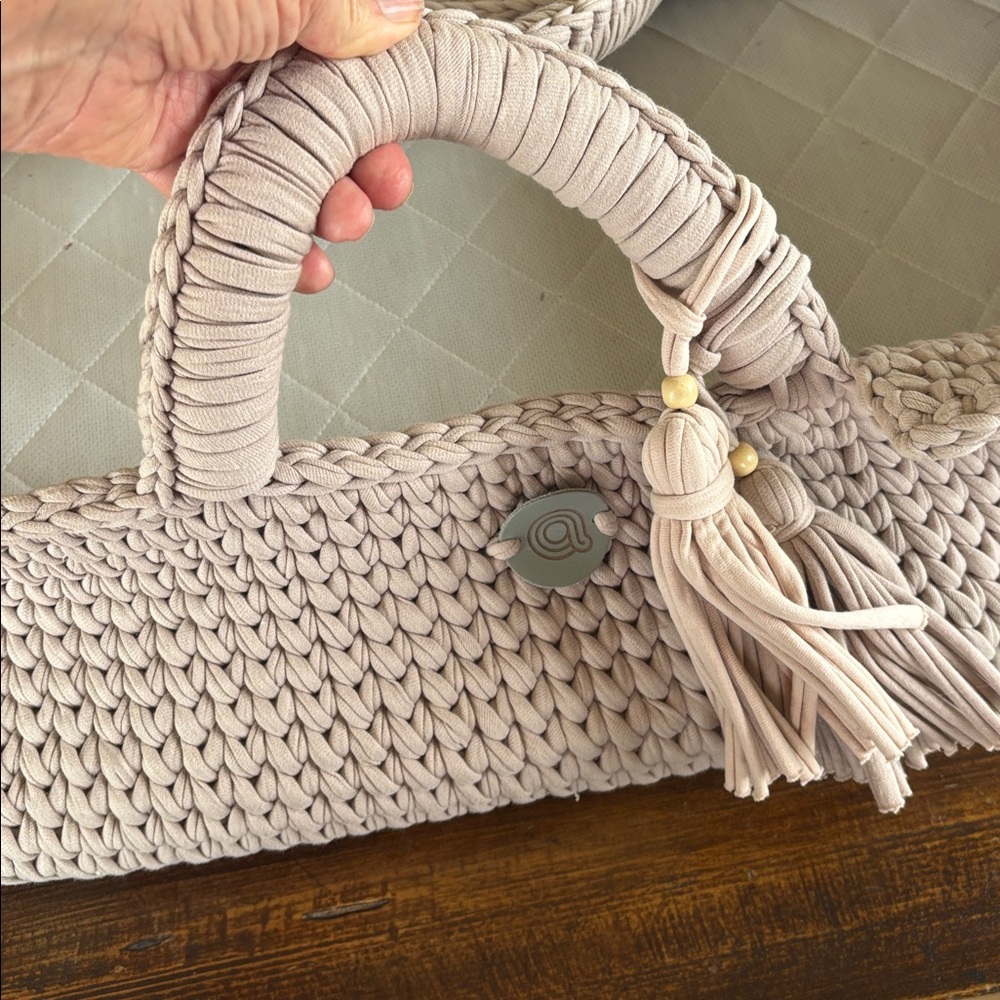 Anzy Moses basket with straight hood - Picture 2 of 7